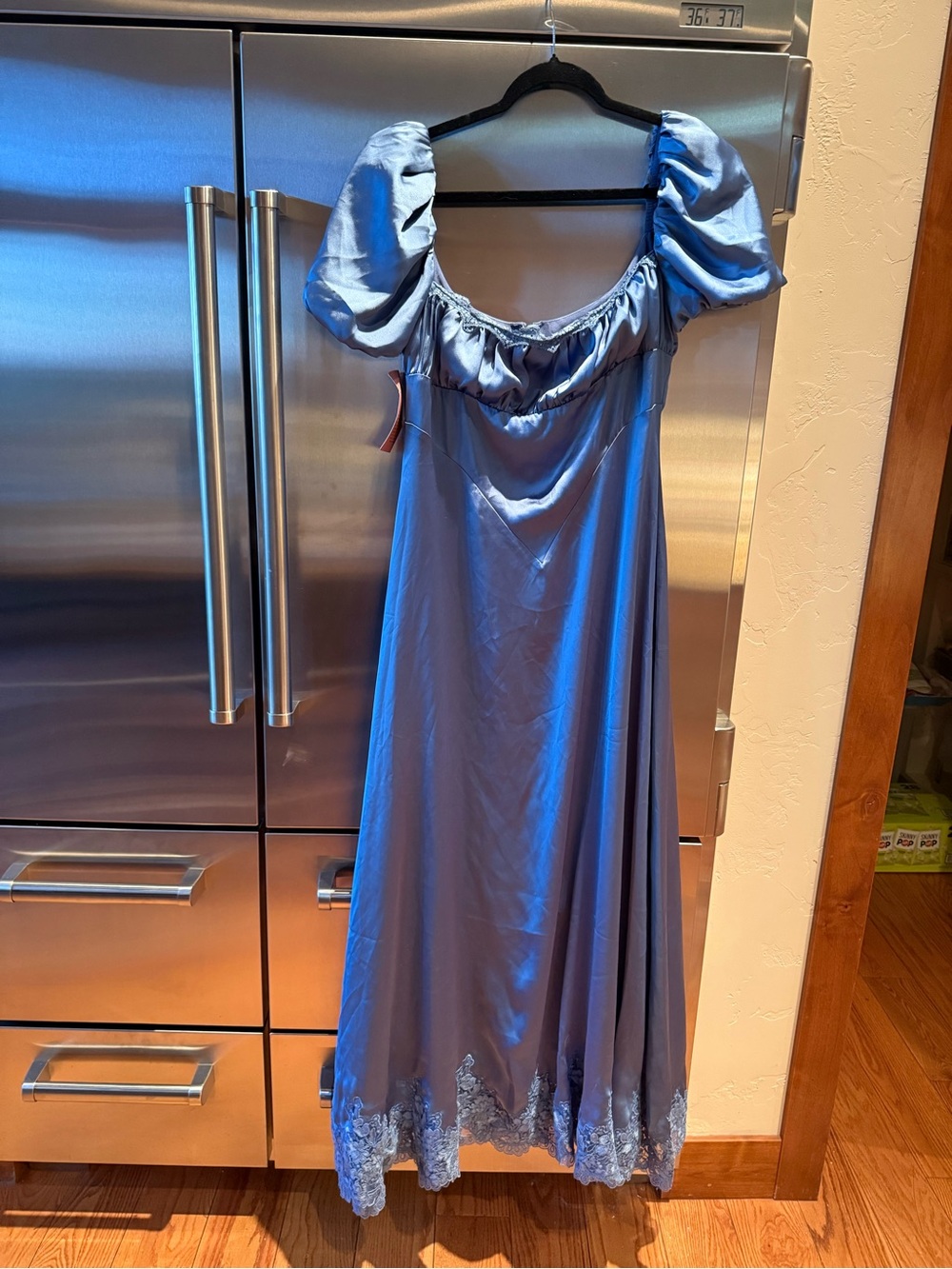 Mare Mare Anthropologie Puff-Sleeve Square-Neck Satin Maxi Dress - Picture 6 of 16